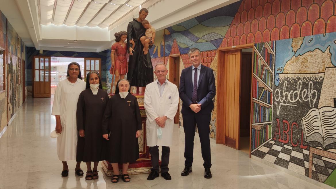 Visita de la superiora general de las Hermanas Carmelitas