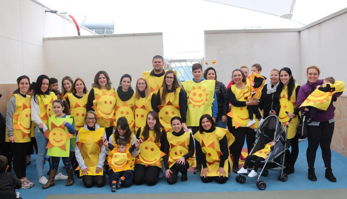 Los soles de la Escuela Infantil de Intervención Temprana brillan en su fiesta de carnaval