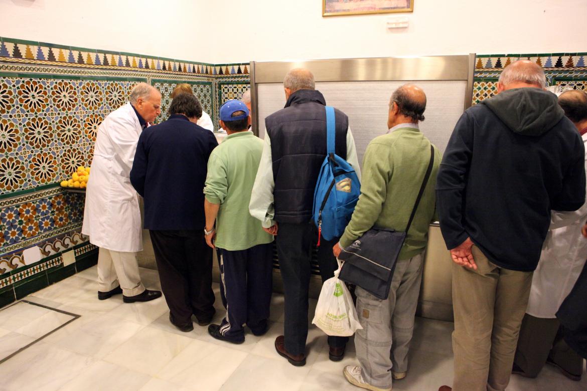 Servicios Sociales atiende a 30.000 personas y reparte 55.000 kilos de alimentos en 2013