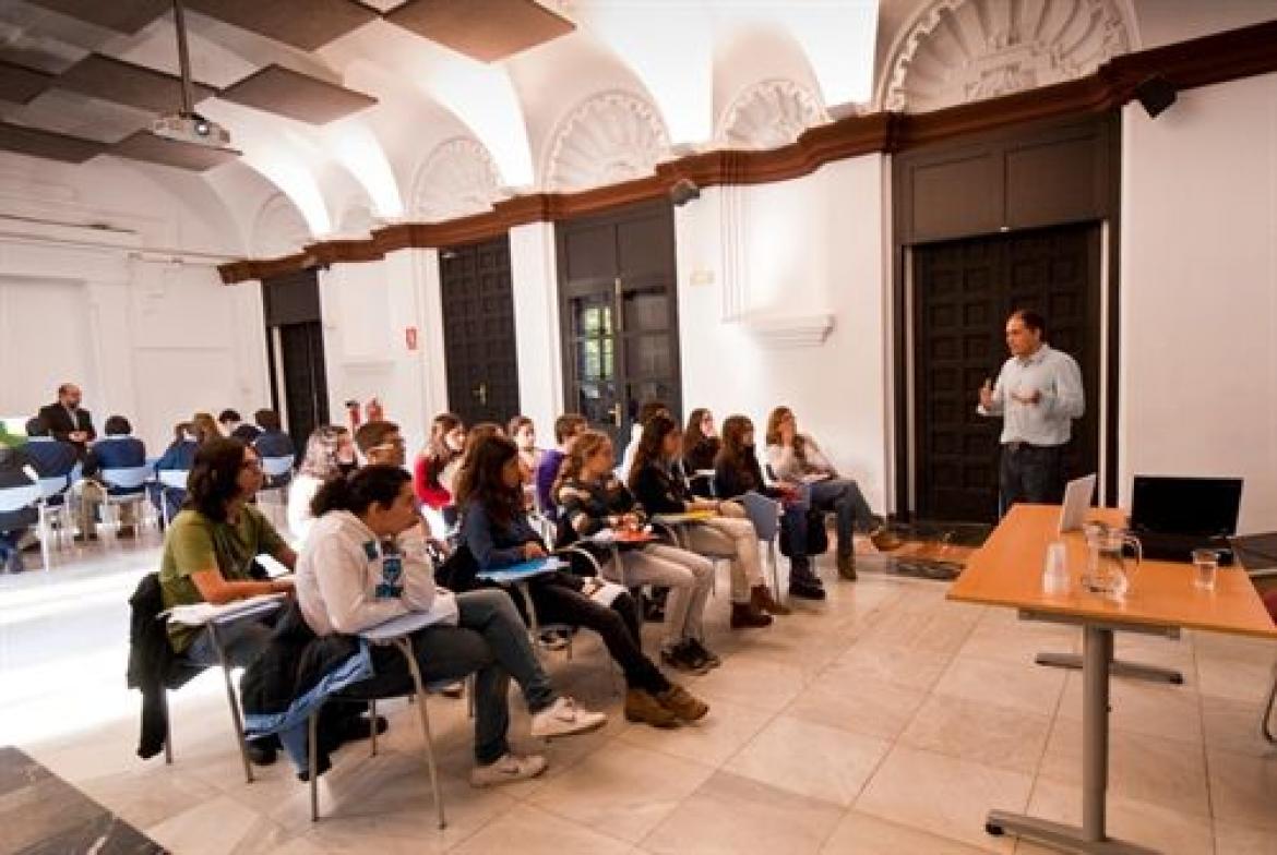 La Escuela de Ciempozuelos contribuye a divulgar la ciencia en Madrid